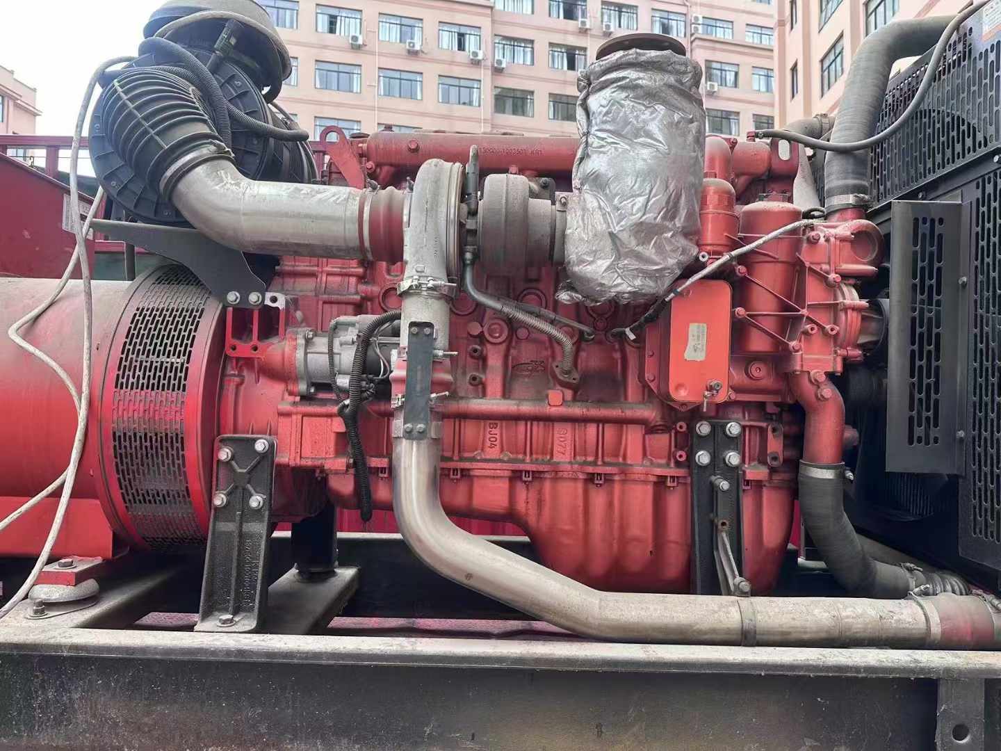 榆树如何选择适合 600kW 柴油发电机组的过载保护器？